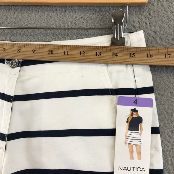 New‎ Nautica Cotton Stretch Twill Shorts size 4 - Picture 5 of 11
